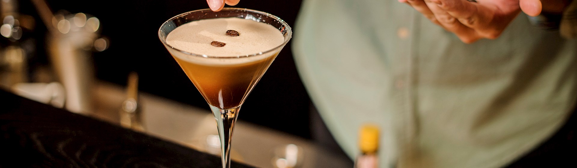 The Steaming Cup Bar ambiance